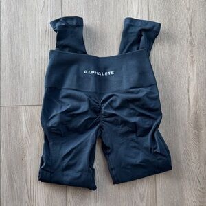 NEW ‘Trusted Blue’ Amplify Contour Legging